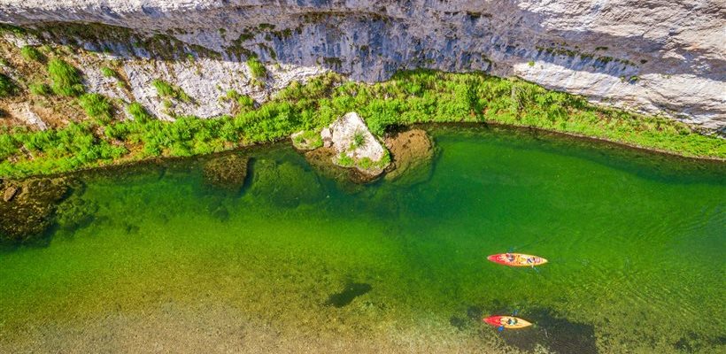 Gorges du Tarn, canoeing or kayaking in south France
