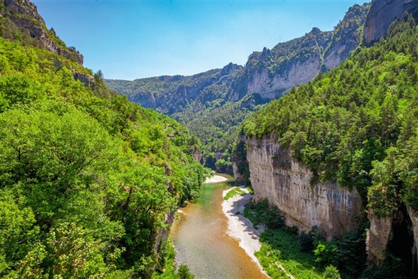 Enjoy the activities in the Gorges du Tarn by the end of summer