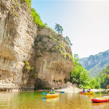 Paddle and mini raft with family or friendss, Gorges du Tarn